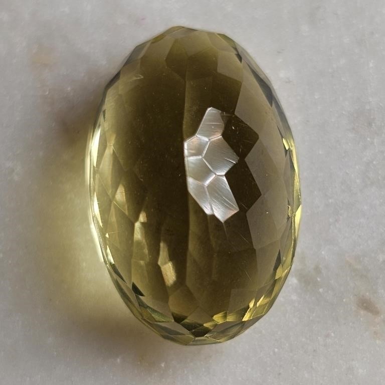 CERT 13.80 Ct Faceted Lemon Quartz, Oval Shape, GL