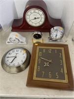 Mantle and desk clocks