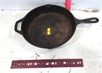 Lodge 10 inch Cast Iron Pan