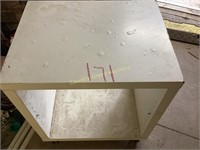End Table on Wheels