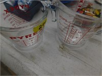 PAIR OF PYREX MESSURING CUPS