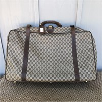 Gucci GG Monogram Supreme Luggage Suitcase Bag