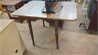 WOOD DROP LEAF TABLE (29