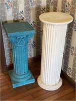 2 Decorative Pedestals