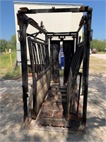 Pearson Squeeze Chute