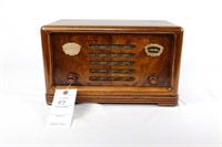 Zenith 6D525 Table Top Radio / Restored Cabinet