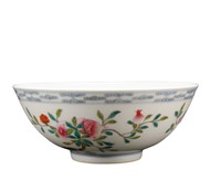 Powder enamel bowl with flower pattern in Qing Dyn