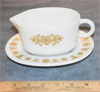 PYREX BUTTERFLY GOLD GRAY BOAT & UNDERPLATE