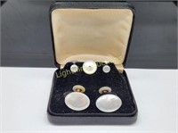 10K YELLOW GOLD MOTHER OF PEARL CUFFLINK SET
