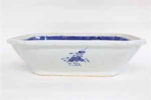 Qing Chinese Blue and White Porcelain Bowl/Planter