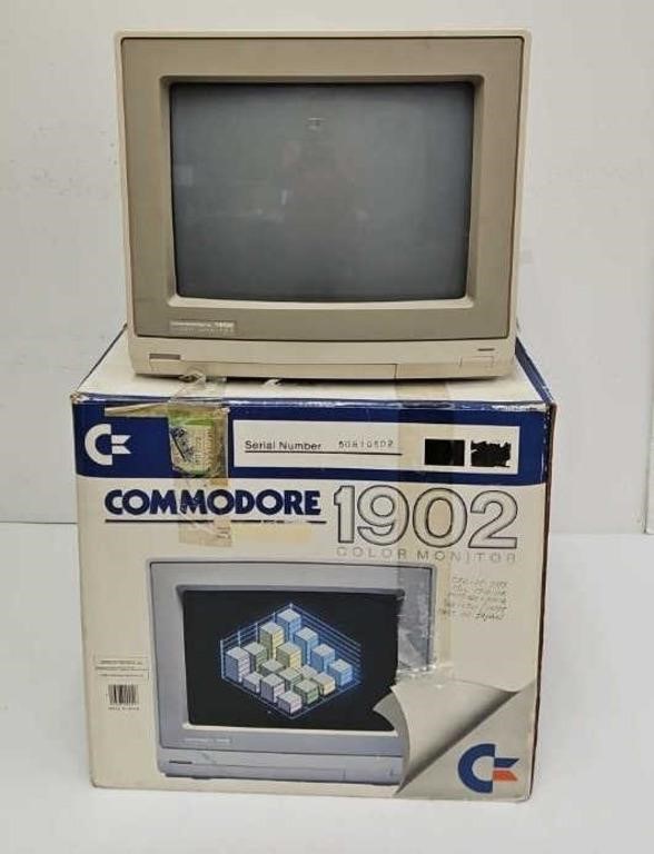 +Vintage  Commodore Computer Monitor 1902