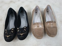 2 pair Ladies white mountain shoes size 8