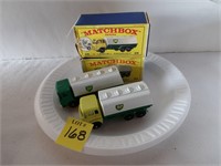2-Matchbox BP Tankers