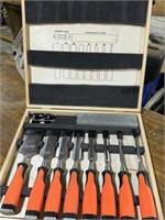 VonHaus Wood  Chisel Set in Wood Case