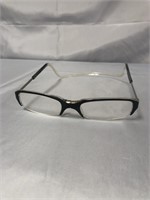 NEW CLIC READERS +2.00 BLACK AND CLEAR