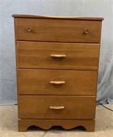 4 Drawer Maple Chest of Drawers