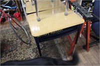 SCHOOL DESK