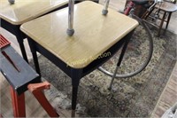 SCHOOL DESK