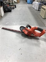 HEDGE TRIMMER