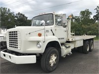 1979 Ford 9000 Tandem Flatbed - Cat Diesel