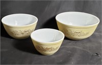3 vintage Pyrex bowls - Mushrooms Forest Fancies
