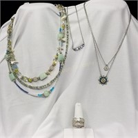 Lia Sophia Jewelry -  Ring Size 6 1/4