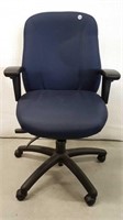 BLUE OFFICE CHAIR WITH ARMS