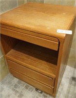Bedside table 20x18x28