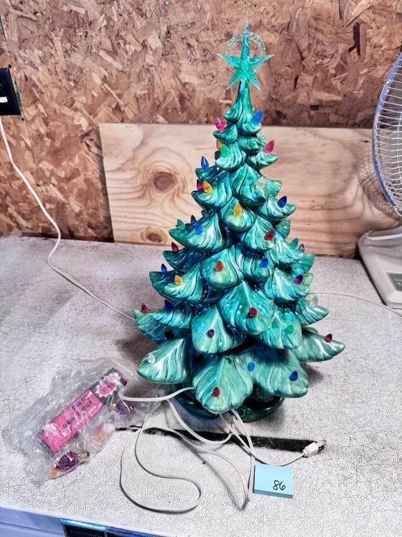 Vtg Ceramic Christmas Tree