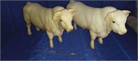 Briar bull figures