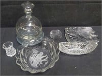 Group of crystal and glass items, bowl, vase,