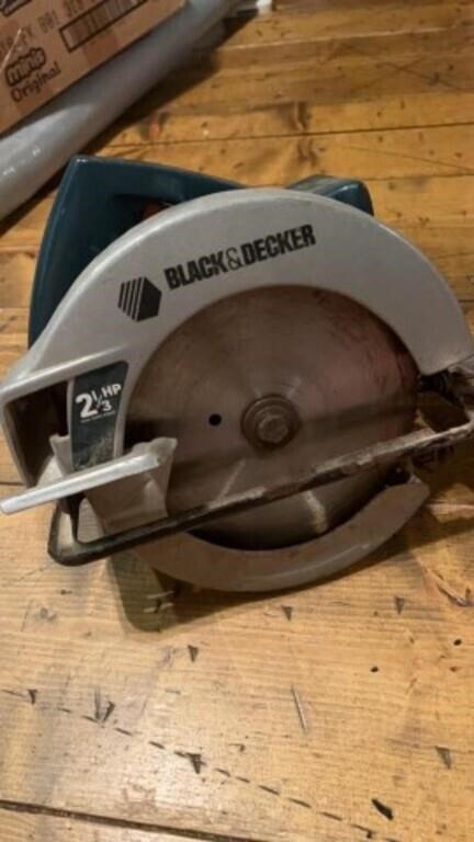 Black & Decker saw 7359 works