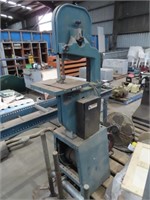 Carbatec 14 Inch SW-1401 Bandsaw.