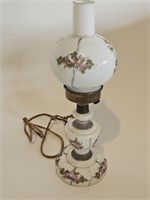 ANTIQUE VICTORIAN FLORAL ELECTRIC LAMP-WORKING