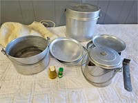 Vietnam era (1960's) Army GI mountain cooking set