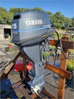Yamaha 15 Four Stroke Boat Motor w/Fuel Tank