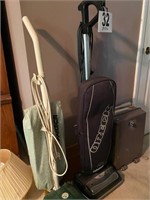 Vacuums (Hoover, Oreck, Eureka) (M Bedroom)