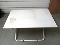 Desk / table white adjustable height