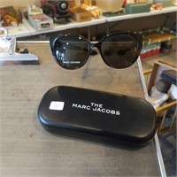 Marc Jacobs Retro Cats Eye Sunglasses