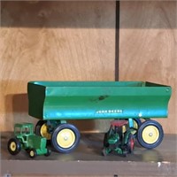 ERTL John Deere Die-Cast, Tonka Tractor