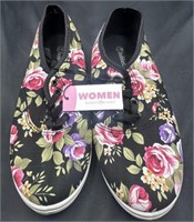 Size 7/8 Womens Floral Canvas Shoes byBobbieBrooks