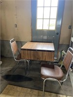 Table With 2 Chairs