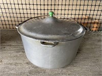 Medium Aluminum Pot