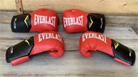 2 sets of Everlast boxing gloves