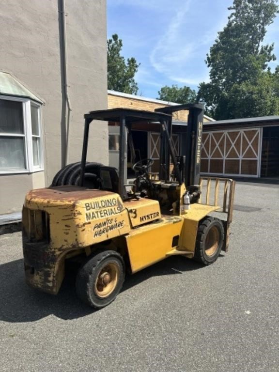 1988 Hyster 80XL forklift - 4046 hours