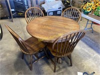 Solid Oak Table With Claw Feet and 4 Oak Chairs