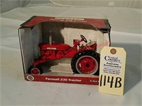 Ertl IHC Farmall 230 Tractor NIB 1/16