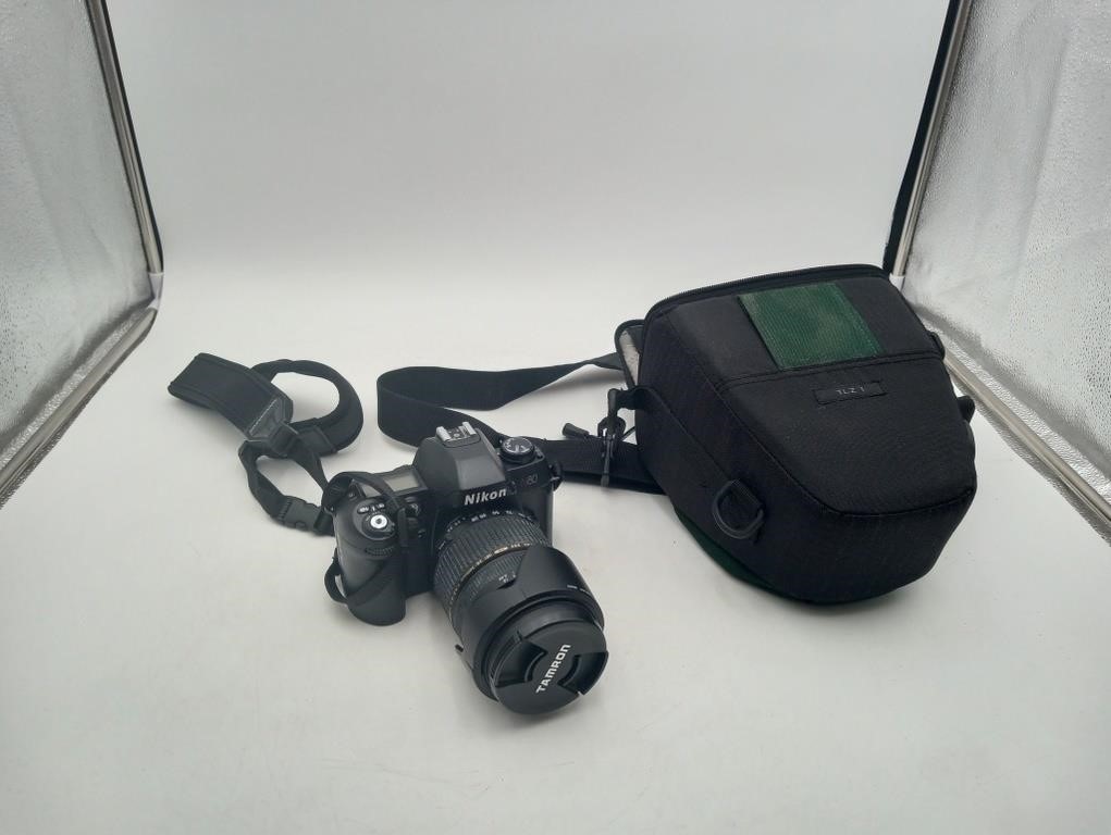 Nikon N80 Flim Camera & 28-300 Macro Lens & case