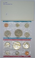 1976 MINT SET P D MINTS