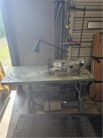table sewing machine (used)